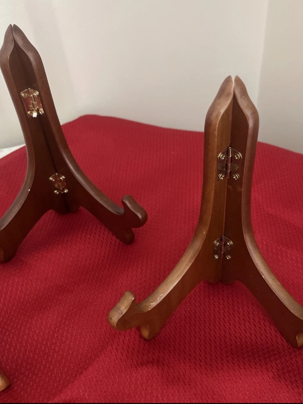 Lot 3 Wooden Hinged Plate Holders Stands Easels - Picture 3 of 10